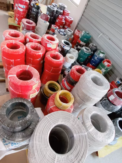 自動車用フックアップ ワイヤー ケーブル AVS、Aex、Avx、Avssx、Aessx ケーブル 自動車用ワイヤー 電気銅線 電源ケーブル 自動車用ワイヤー用難燃剤